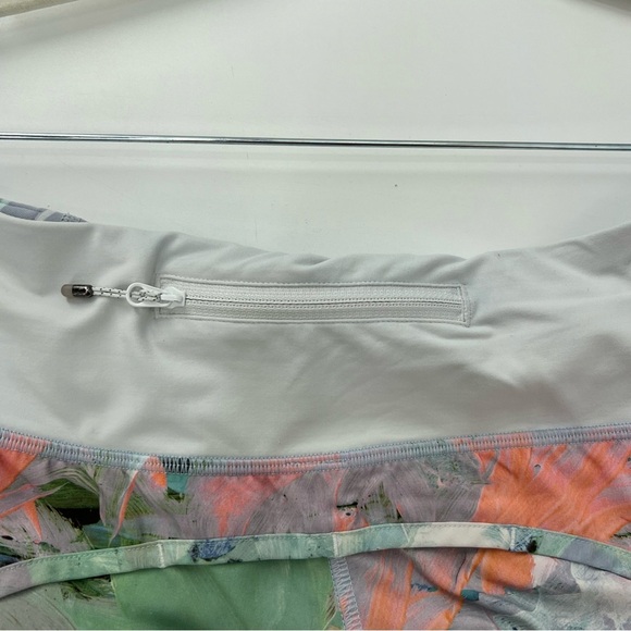 Lululemon Run Times Short *4-Way Stretch Size 6 Blushed Illusion 4" Inseam - Picture 4 of 6